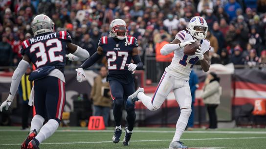 Bedard's Breakdown: Defensive performance vs. Bills so poor all around, buy-in has to be in question taken at BSJ Headquarters (Patriots)